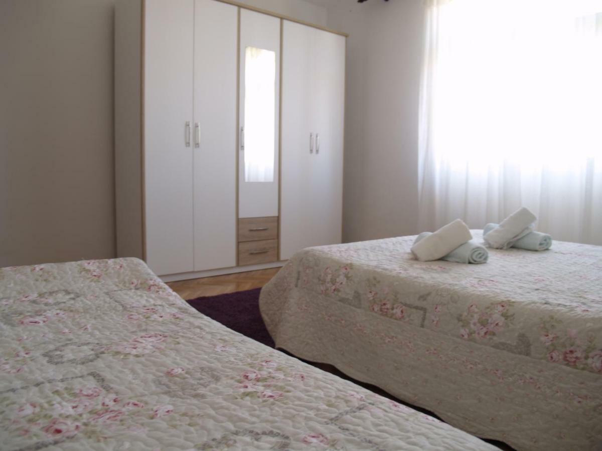 אוגייאן Apartment Vito מראה חיצוני תמונה